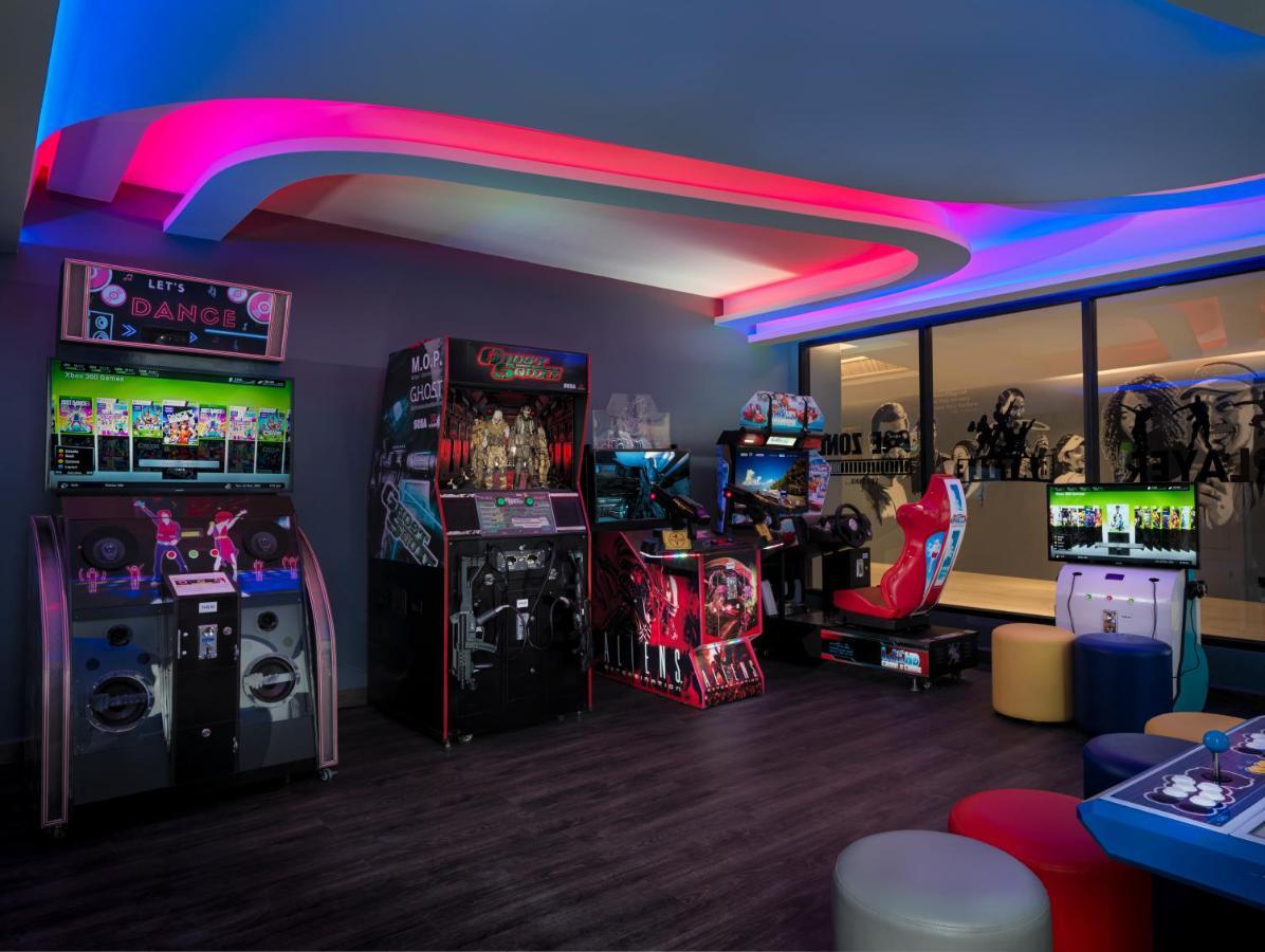The Oceanic Sportel Phuket - Sha Extra Plus 外观 照片 The Game Room