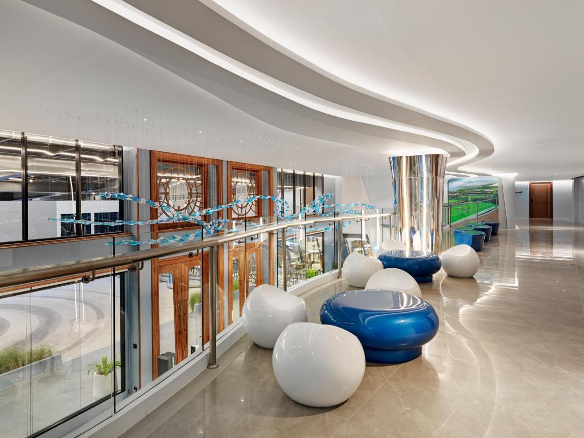The Oceanic Sportel Phuket - Sha Extra Plus 外观 照片 The interior of the hotel