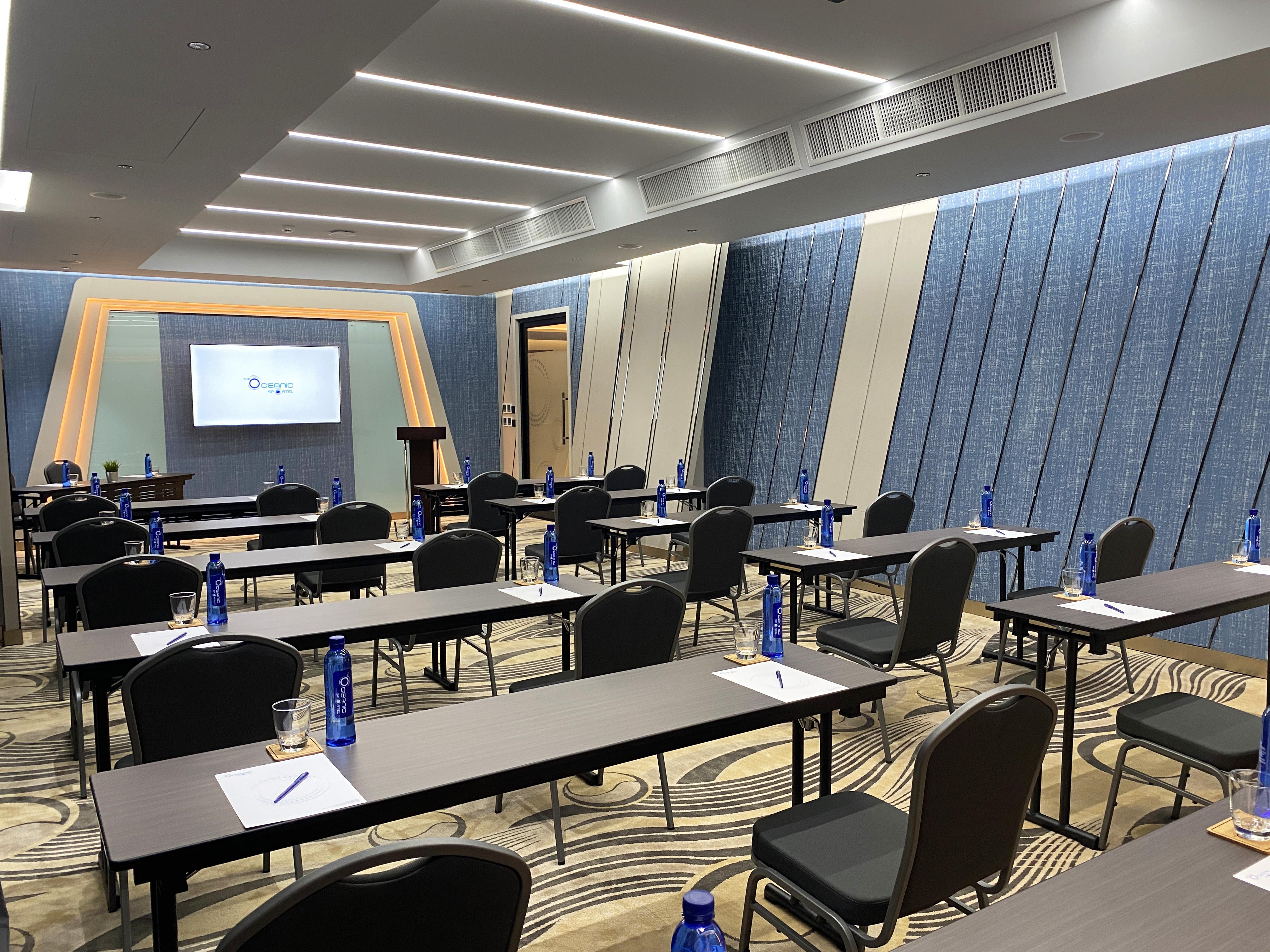 The Oceanic Sportel Phuket - Sha Extra Plus 外观 照片 Meeting room at the hotel